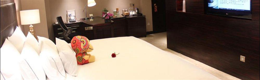 Riviera Hotel Ningbo Dış mekan fotoğraf